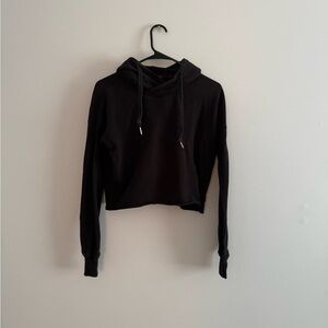 Abercrombie & Fitch Black Cropped Sweatshirt